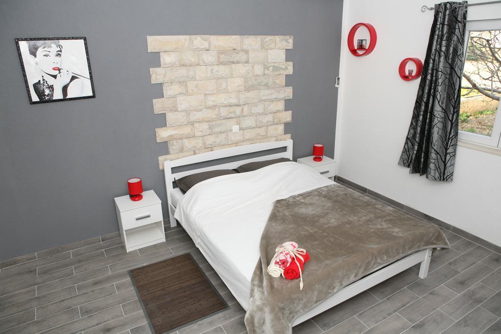 Apartments & Room Dijana Trogir Room photo